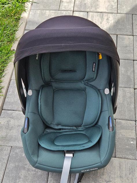 Maxi Cosi cestovný systém (autosedačka, adaptér, kočík)