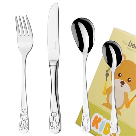 Rôzne druhy detského príboru