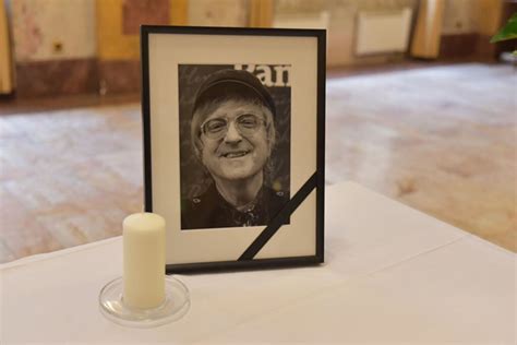 Grafika Míly Fürstovej inšpirovaná Mirom Žbirkom