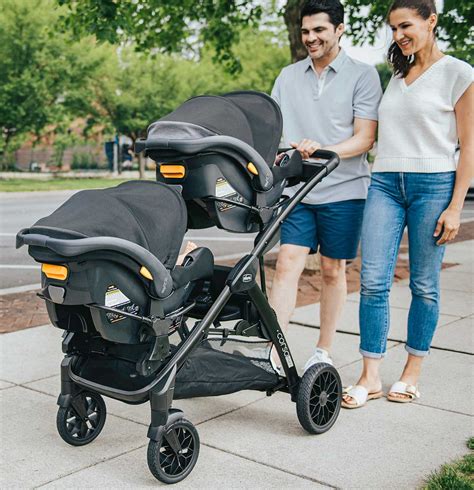 Mikado Duet twin stroller with babies