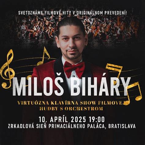 Mladý Miloš Biháry pri klavíri s rodinou