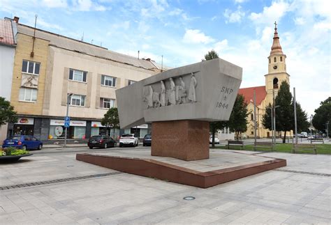 Pamätník Martinovi Kostelnému v Košariskách