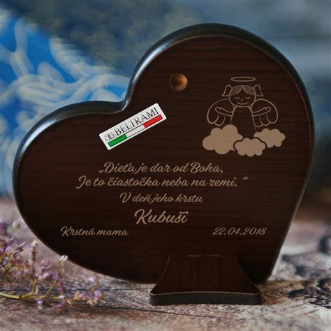 Ochranné ruky nad dieťaťom